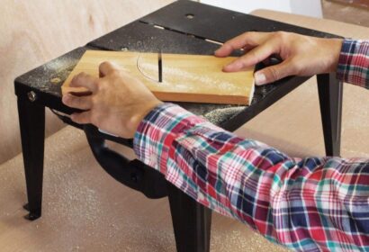 ジグソーテーブルって一体なに?細かい作業も力強くカットできる快適工具! アイキャッチ画像